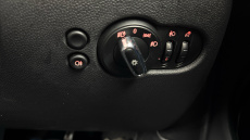 MINI Hatchback 1.5 Cooper Classic 5dr Auto [Nav Pack] Petrol Hatchback